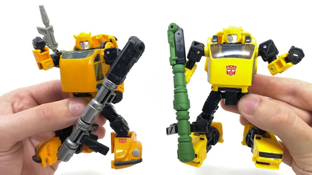 Transformers Worlds Collide 4 Pack In Hand Images  (22 of 42)